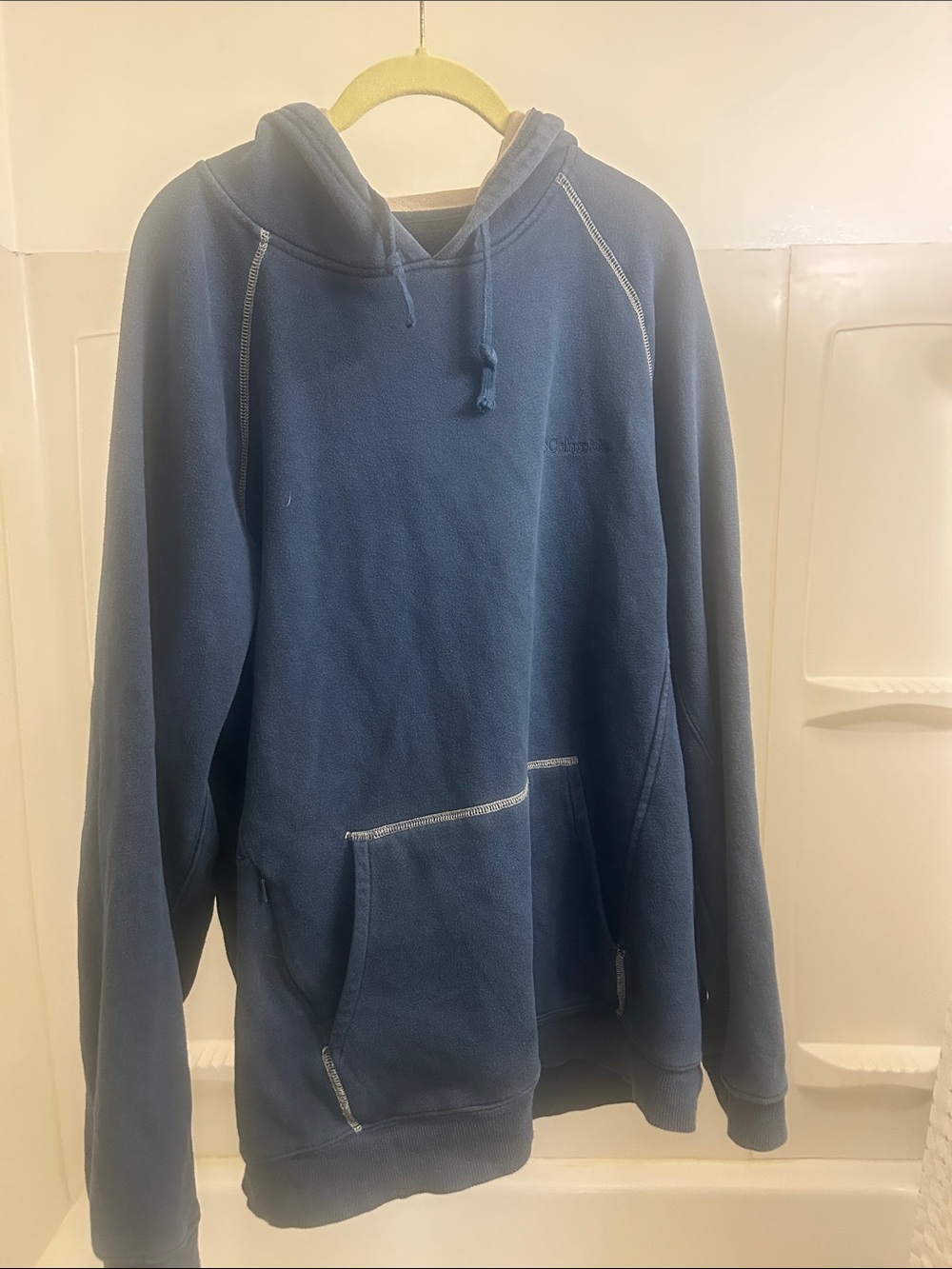 Columbia Men's Blue Pullover Hoodie with Front Pocket